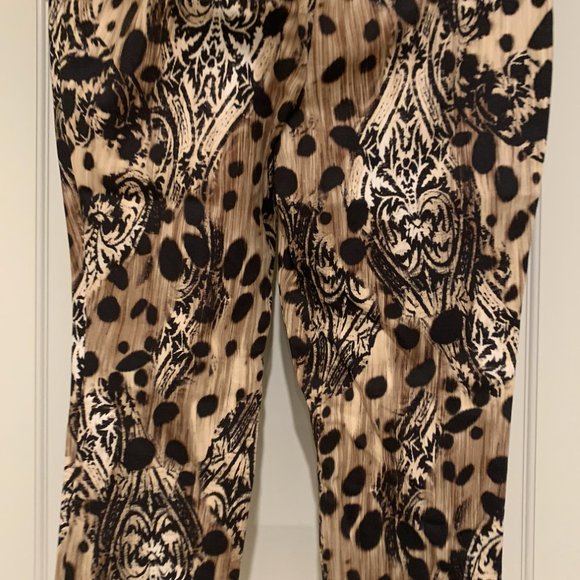 CHICO'S So Slimming Animal Instinct 24 Inch Crop Size 2.5 (14R) - Picture 3 of 4